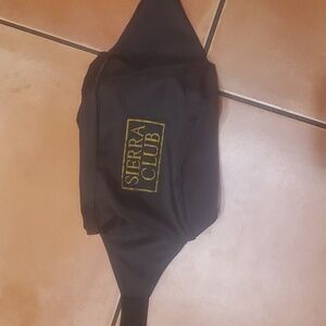 Black and gold Sierra club Fanny pack NWOT